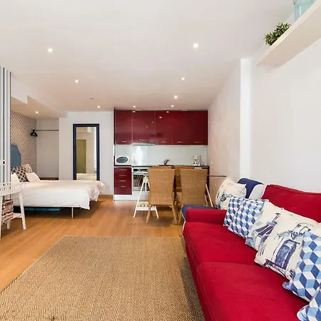 Enjoy Charming Downtown Appartamento Lisbona